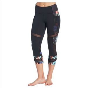 Calia Crop Mesh Leggings with pockets